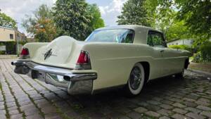 Image 4/75 of Lincoln Continental Mark II (1956)