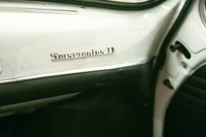 Image 22/32 of SEAT 600 D (1968)