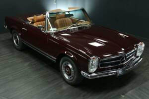 Bild 39/50 von Mercedes-Benz 280 SL (1971)