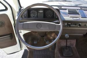 Bild 9/24 von Volkswagen T3 Camper 2.0 (1982)