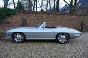 Image 24/50 of Chevrolet Corvette Sting Ray Convertible (1964)