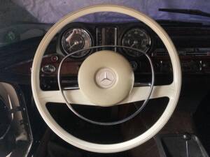 Afbeelding 34/73 van Mercedes-Benz 280 SE (1969)