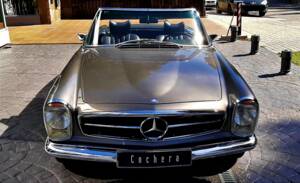 Immagine 2/16 di Mercedes-Benz 280 SL (1970)