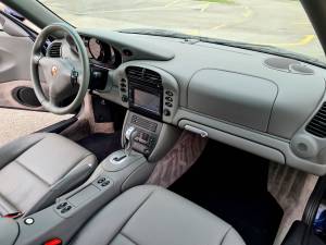 Image 11/23 of Porsche 911 Carrera (2004)