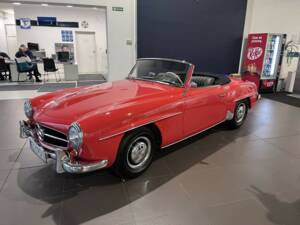 Image 4/8 de Mercedes-Benz 190 SL (1960)