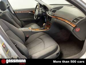 Bild 14/15 von Mercedes-Benz E 240 (2002)