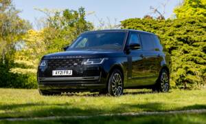 Image 1/50 of Land Rover Range Rover V8 Armoured (2022)
