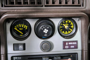 Afbeelding 24/50 van Porsche 944 (1983)