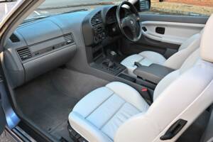 Imagen 32/47 de BMW 328i (1995)