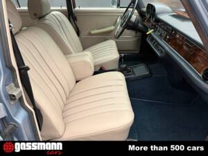 Image 12/15 of Mercedes-Benz 280 SE 3,5 (1971)