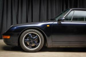 Imagen 7/65 de Porsche 911 Carrera (1994)