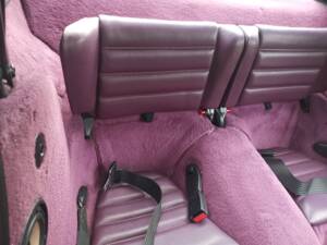 Image 28/51 of Porsche 911 Carrera 2 (WTL) (1990)