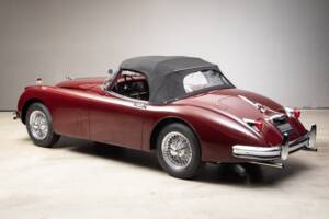 Afbeelding 10/34 van Jaguar XK 150 3.4 S OTS (1958)