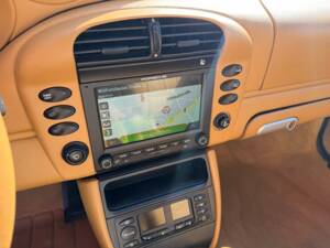 Afbeelding 17/30 van Porsche 911 Carrera (2003)