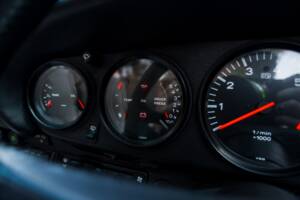 Imagen 27/60 de Porsche 911 Carrera 3.2 (WTL) (1988)