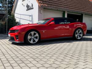 Image 3/7 of Chevrolet Camaro ZL1 (2013)