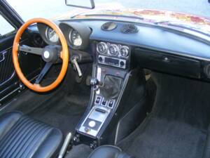 Immagine 8/77 di Alfa Romeo Spider Veloce 2000 (1981)