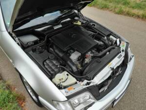 Image 27/50 of Mercedes-Benz SL 500 (1900)