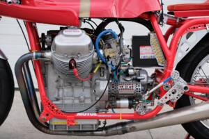 Image 4/44 of Moto Guzzi DUMMY (1972)