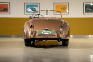 Image 20/50 of Jaguar XK 120 OTS (1952)