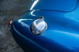 Image 26/68 of Shelby Cobra 289 (1966)