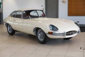 Bild 1/50 von Jaguar E-Type 3.8 (1962)