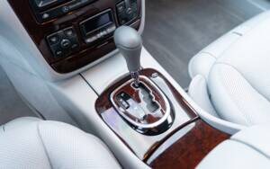 Image 38/45 of Mercedes-Benz S 55 AMG (2000)