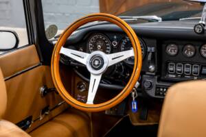 Image 21/34 de Jaguar Type E V12 (1972)