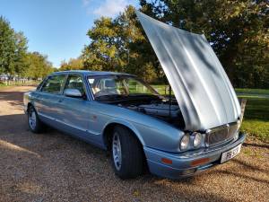 Immagine 12/21 di Jaguar XJ 6 4.0 Sovereign (1996)