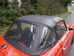 Image 18/21 of Triumph TR 5 PI (1968)