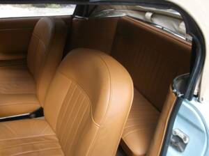 Imagen 7/8 de Peugeot 404 Injection (1964)