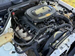 Bild 15/21 von Mercedes-Benz 190 E 1.8 (1990)