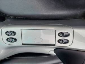 Image 79/82 of Porsche Boxster S (2000)