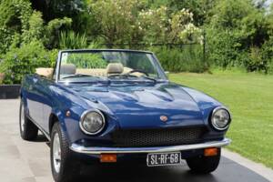 Image 42/50 of FIAT 124 Spider CS1 (1978)