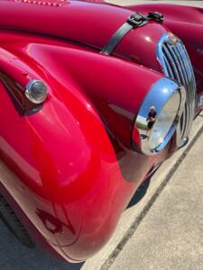 Image 24/34 of Jaguar XK 140 OTS (1955)