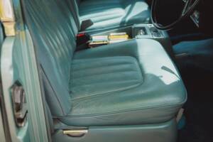 Image 16/42 of Rolls-Royce Silver Shadow II (1977)