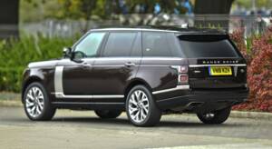 Image 17/50 of Land Rover Range Rover V8 SV Autobiography (2018)