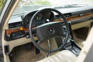 Imagen 6/37 de Mercedes-Benz 450 SEL 6,9 (1976)
