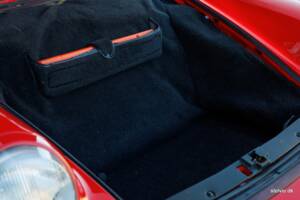 Afbeelding 28/33 van Porsche 911 Carrera 2 (1993)