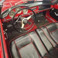 Image 2/8 de Alfa Romeo Giulietta Spider (1957)