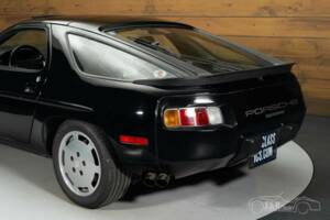 Bild 26/35 von Porsche 928 S (1986)