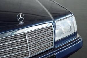 Bild 25/50 von Mercedes-Benz E 200 (1996)
