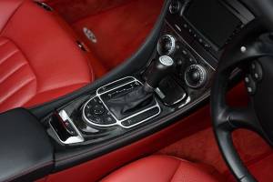 Image 26/41 of Mercedes-Benz SL 65 AMG (2004)
