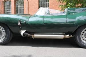 Image 12/16 of Jaguar D-Type (1964)