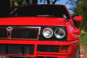 Image 26/32 of Lancia Delta HF Integrale Evoluzione I (1991)