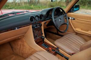 Image 25/50 of Mercedes-Benz 420 SL (1988)