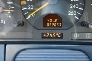 Image 44/70 de Mercedes-Benz CL 500 (1997)