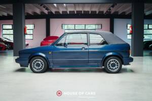 Bild 10/24 von Volkswagen Golf I Cabrio GLi 1.8 (1992)