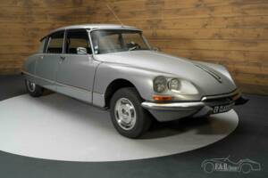 Bild 4/19 von Citroën DS 23 Pallas IE (1973)