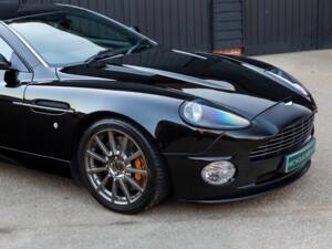 Image 37/75 of Aston Martin V12 Vanquish S (2007)